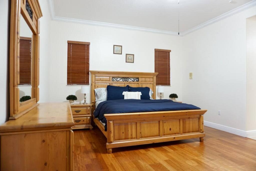 New Luxury Vacation Dream Rental- Sleeps 15! ميامي المظهر الخارجي الصورة