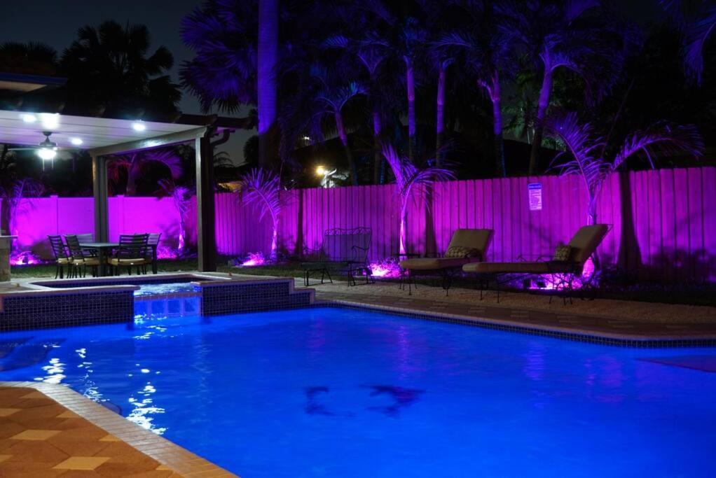 New Luxury Vacation Dream Rental- Sleeps 15! ميامي المظهر الخارجي الصورة