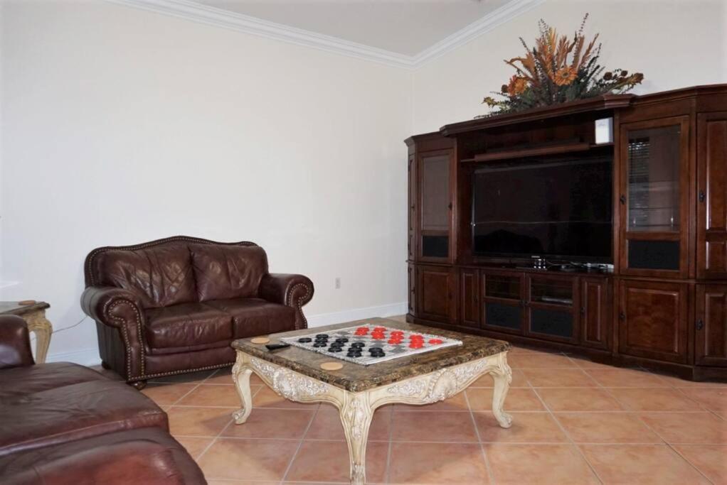 New Luxury Vacation Dream Rental- Sleeps 15! ميامي المظهر الخارجي الصورة
