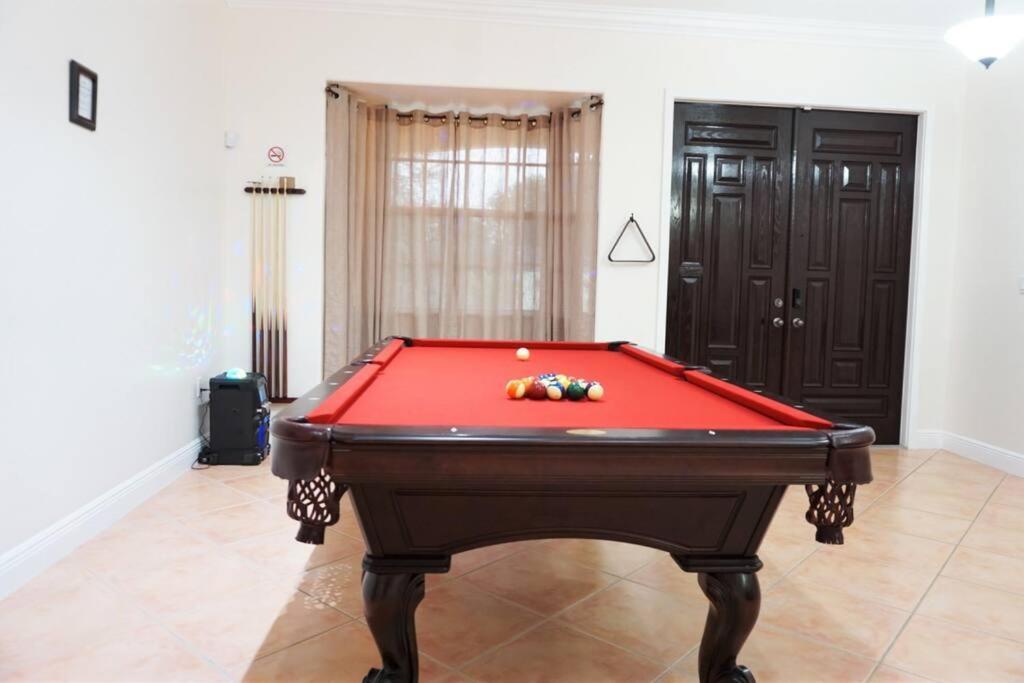 New Luxury Vacation Dream Rental- Sleeps 15! ميامي المظهر الخارجي الصورة